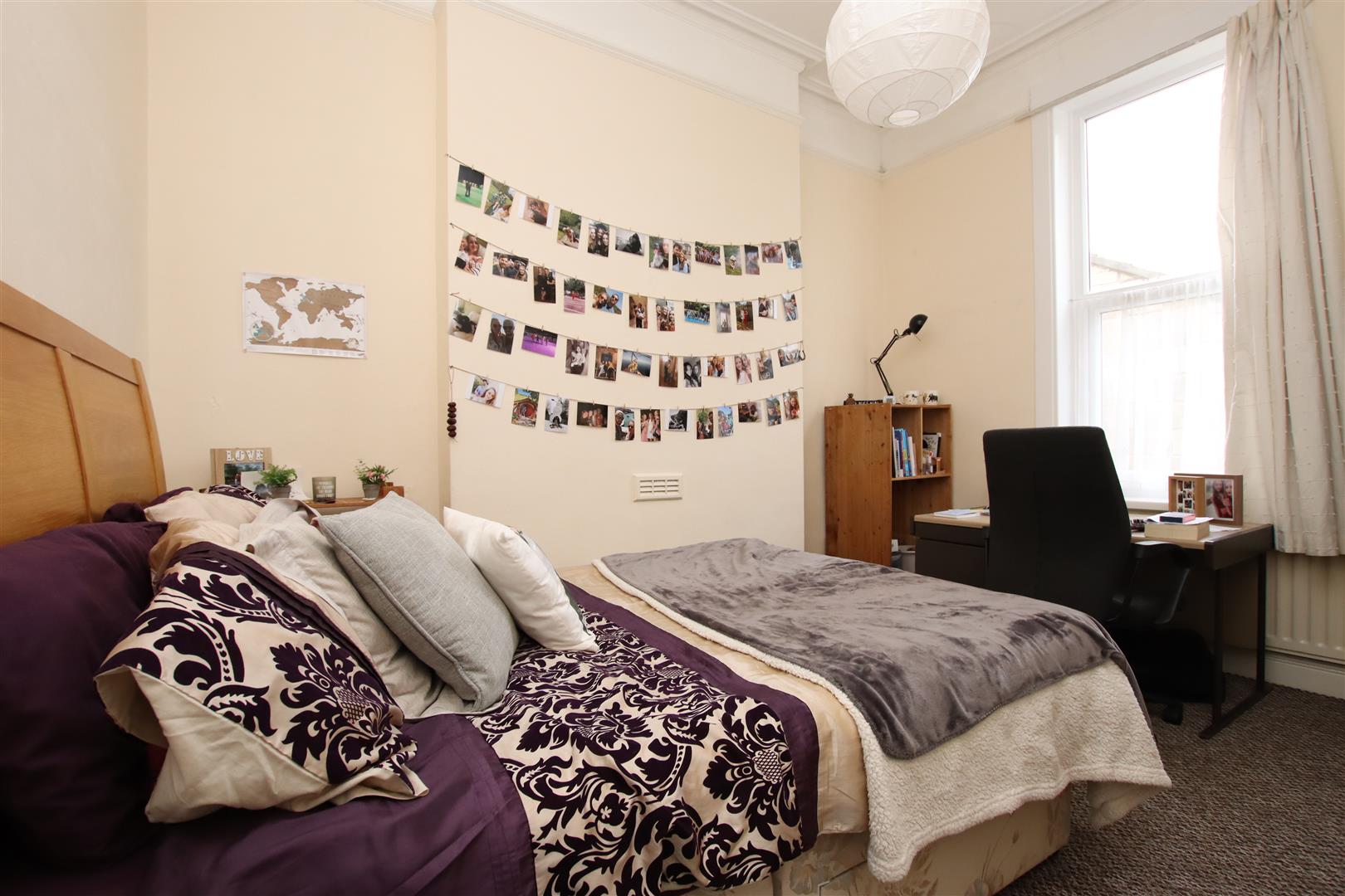 Combe Park, Bath, BA1